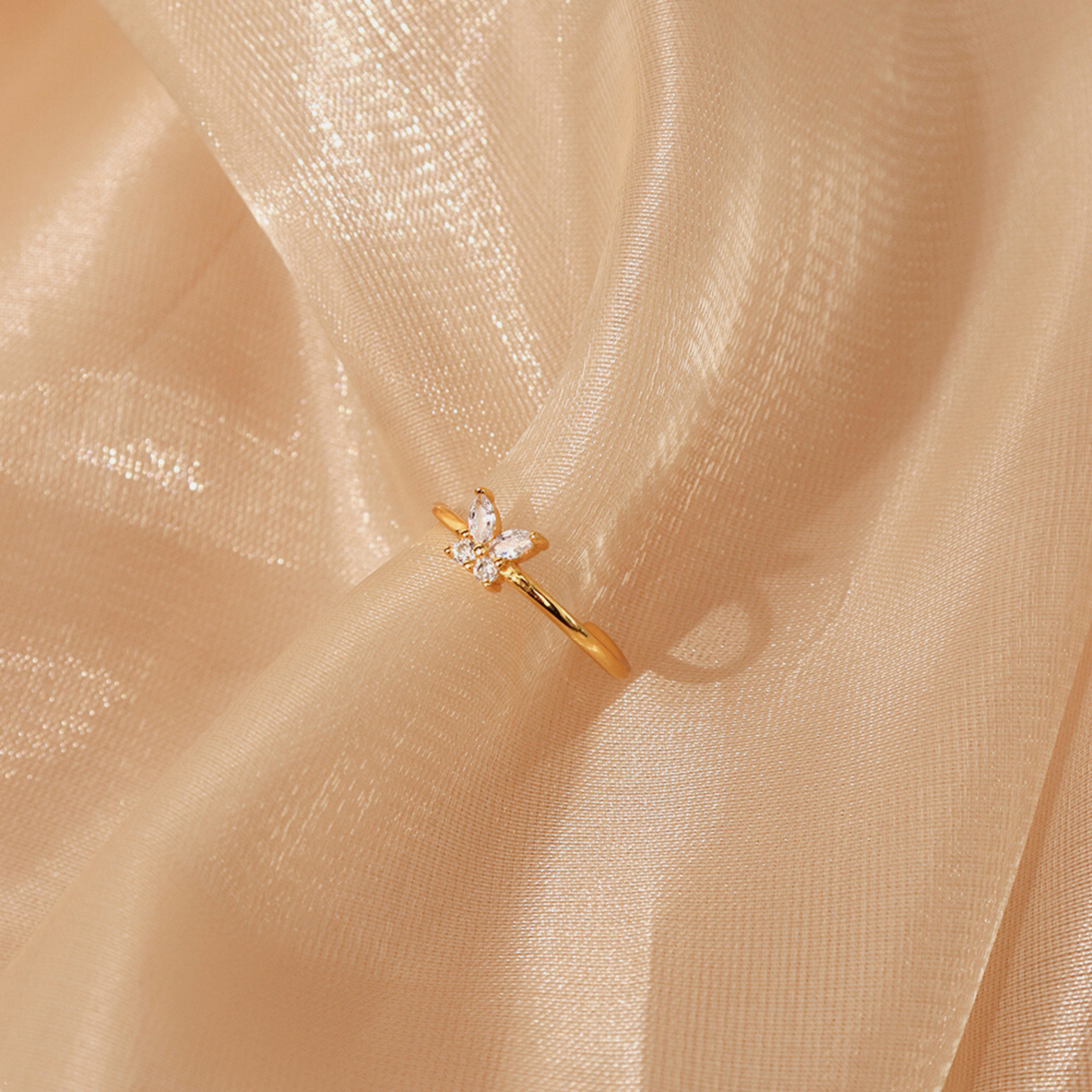 ANILLO CLARISSE THAYER