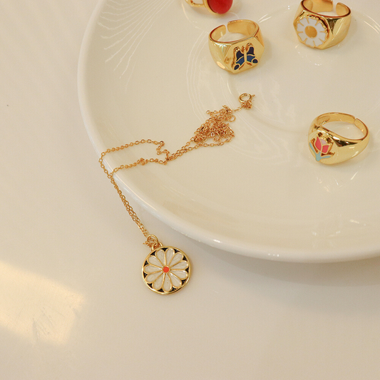 LOTTE FOREST CHARM NECKLACE