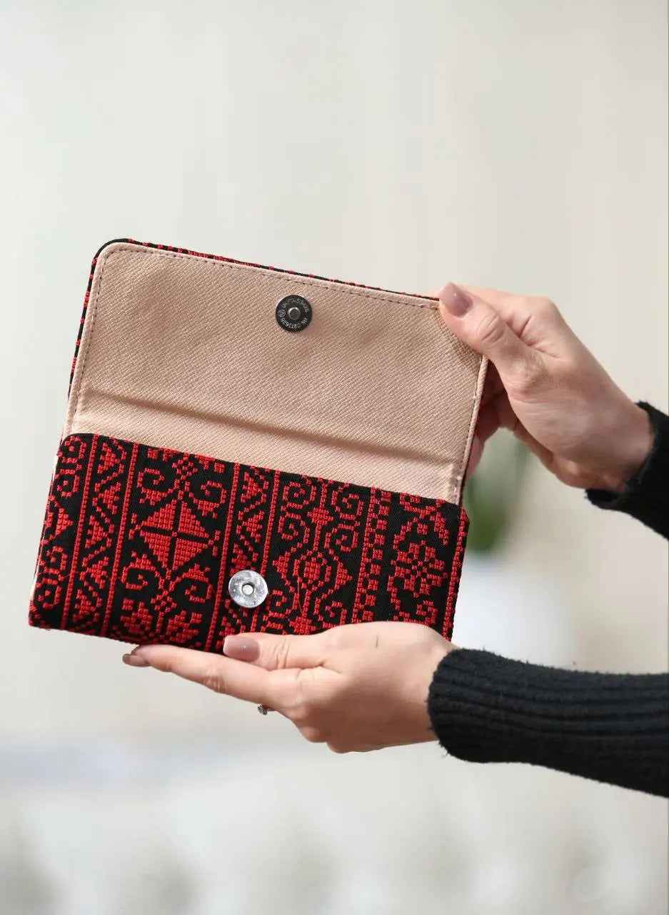 Sophisticated Large Embroidered Wallet - Durable & Spacious Design