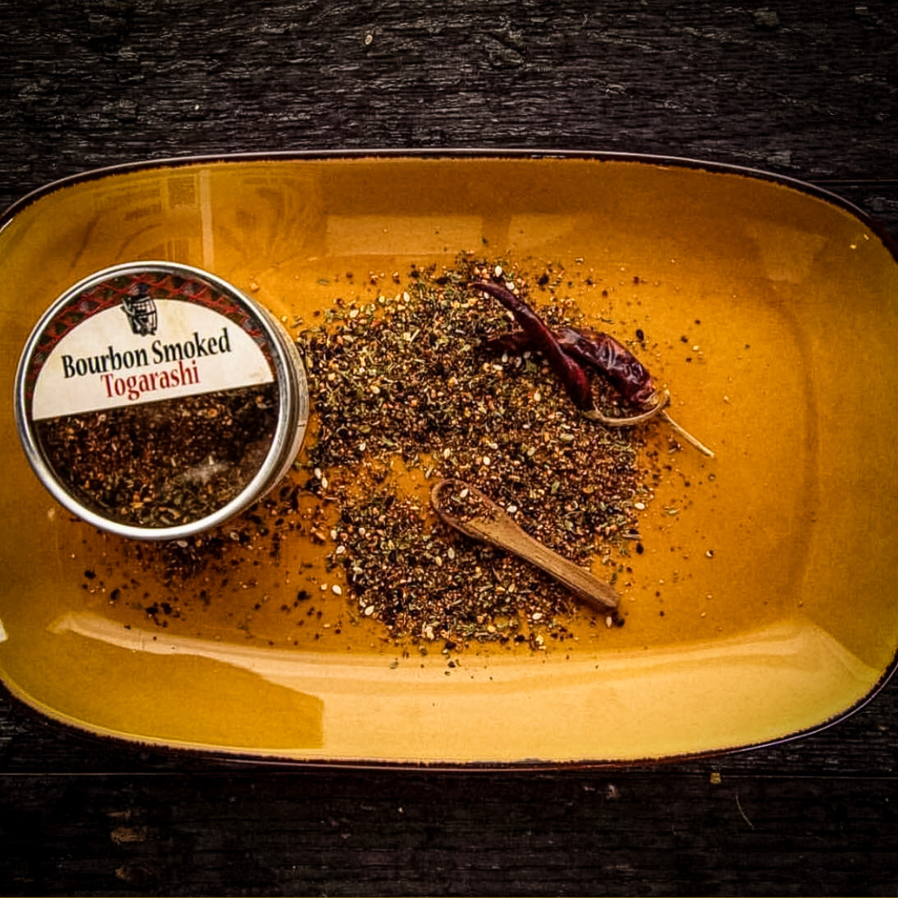 Togarashi ahumado con bourbon