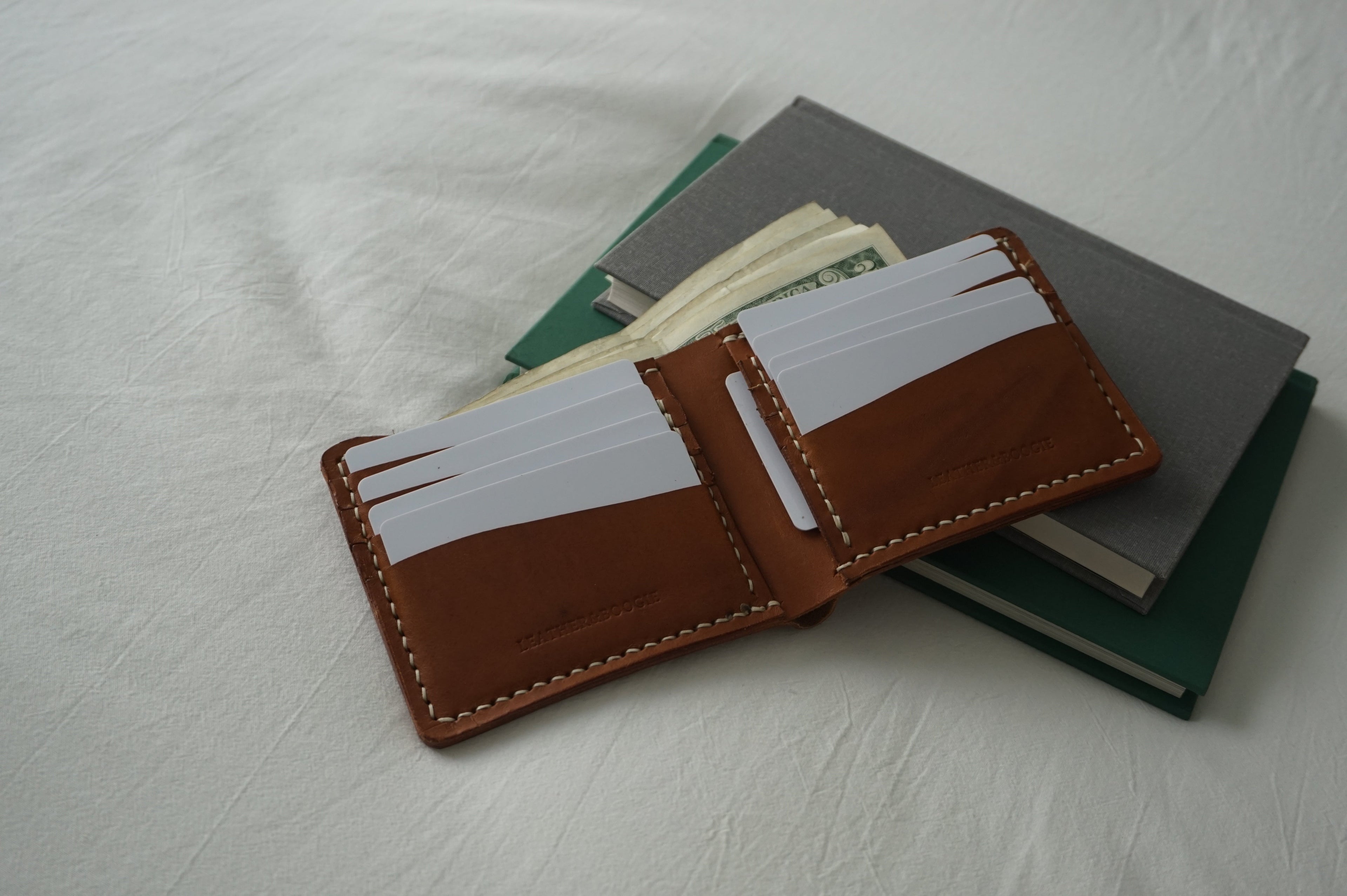 Portefeuille à deux volets à 11 poches