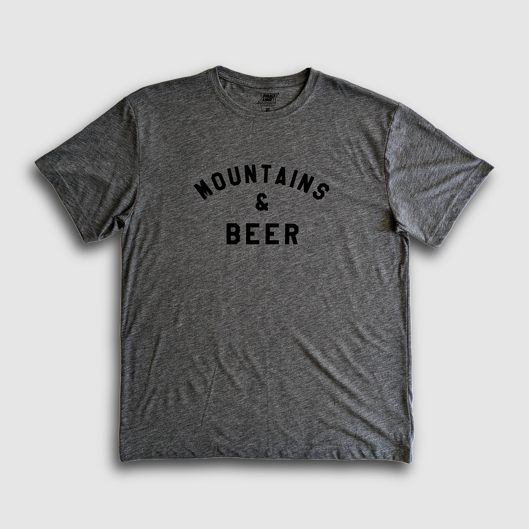 Mountains & Beer Sustainable Tee - Dark Heather Gray - Lolomo!