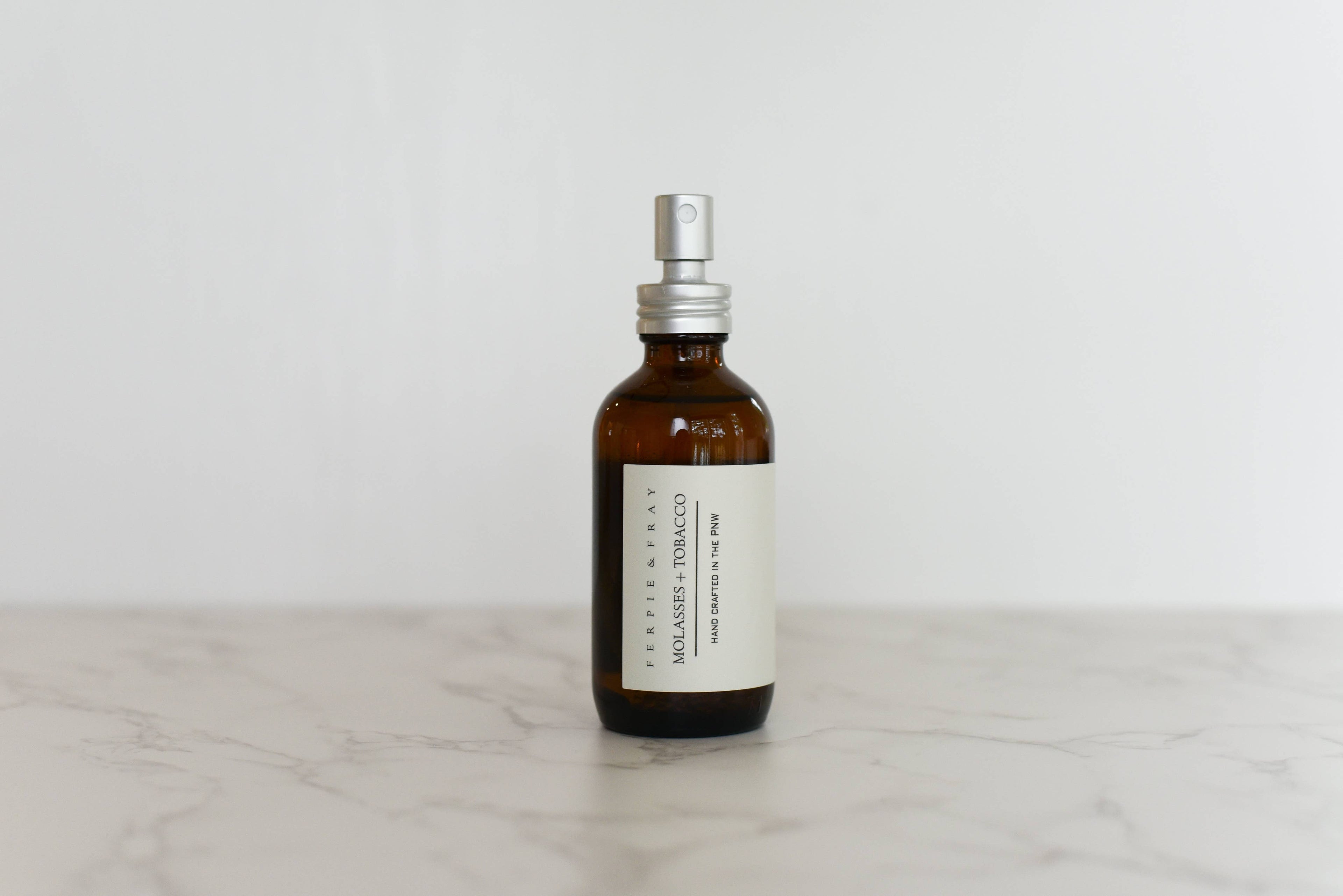 Molasses + Tobacco Linen + Room Spray - Lolomo!