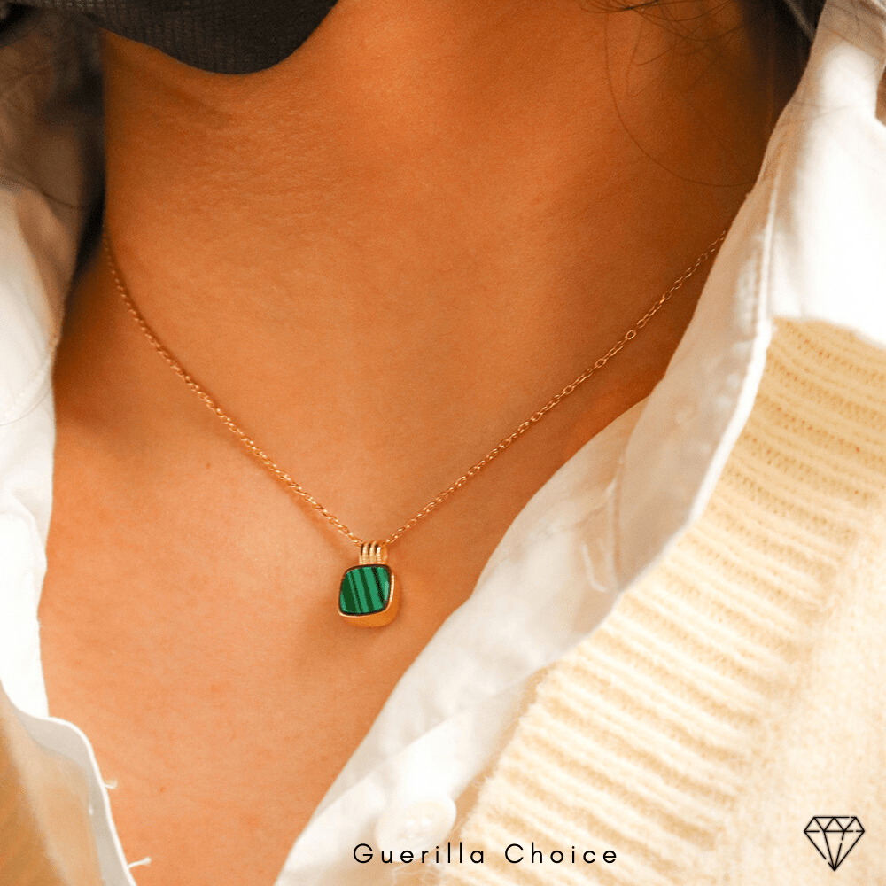 BAYLIE MALACHITE NECKLACE - Lolomo!