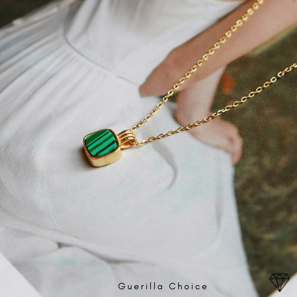 BAYLIE MALACHITE NECKLACE - Lolomo!
