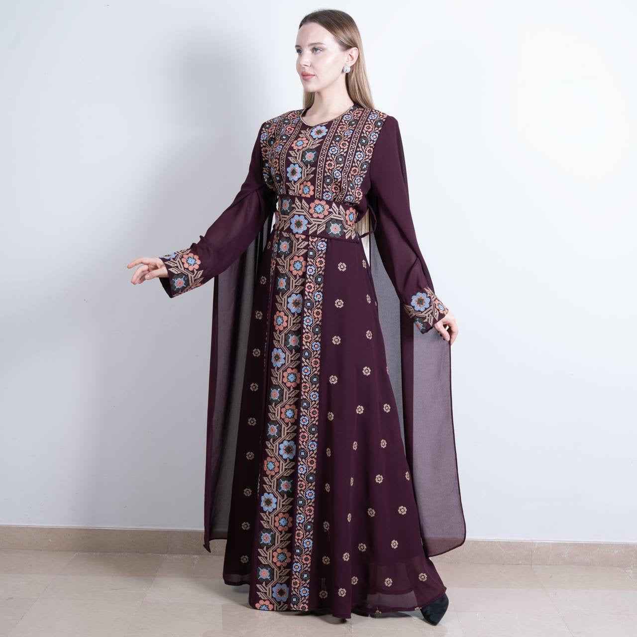 Elegant Embroidered Dress: Sophisticated Style for Any Occasion