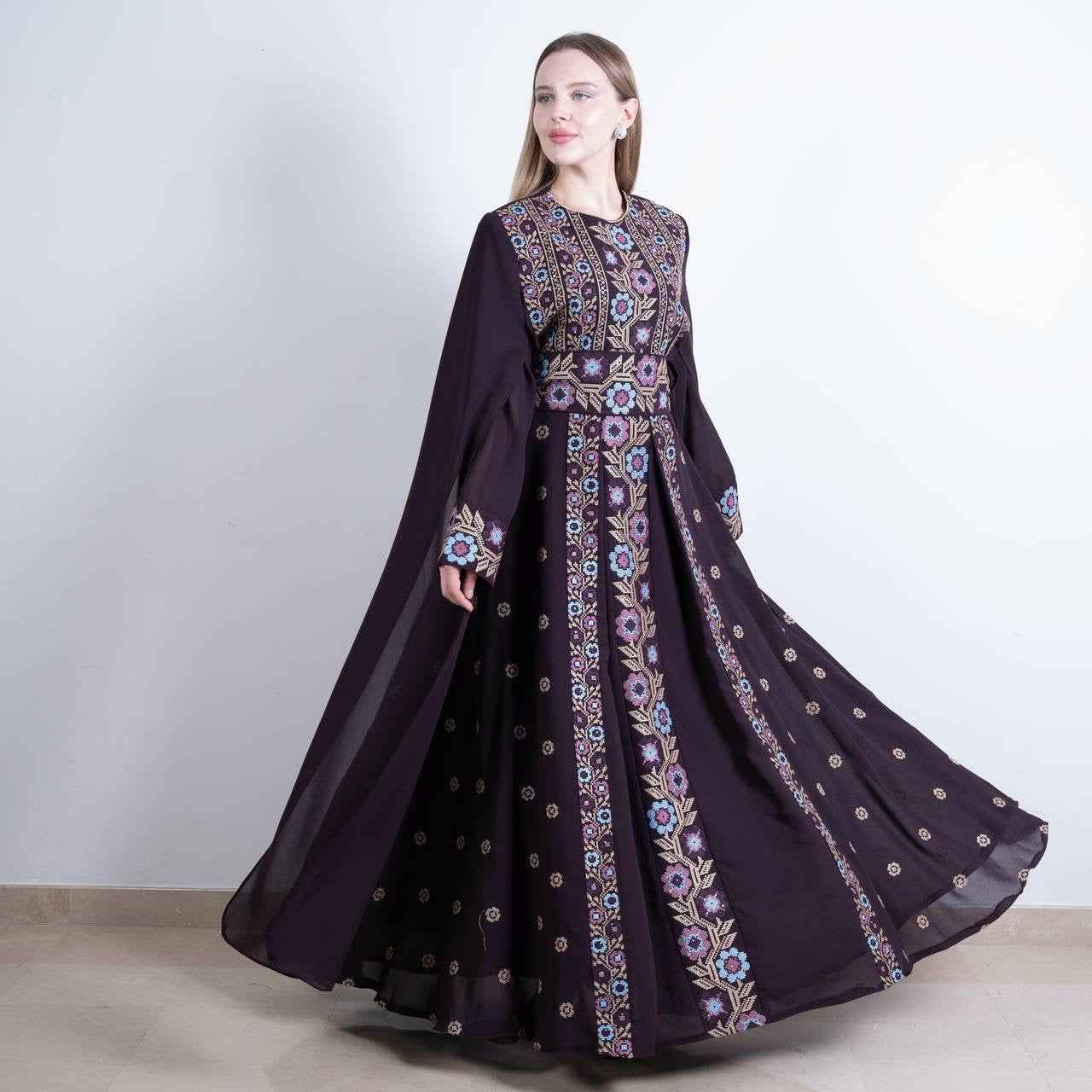 Elegant Embroidered Dress: Sophisticated Style for Any Occasion
