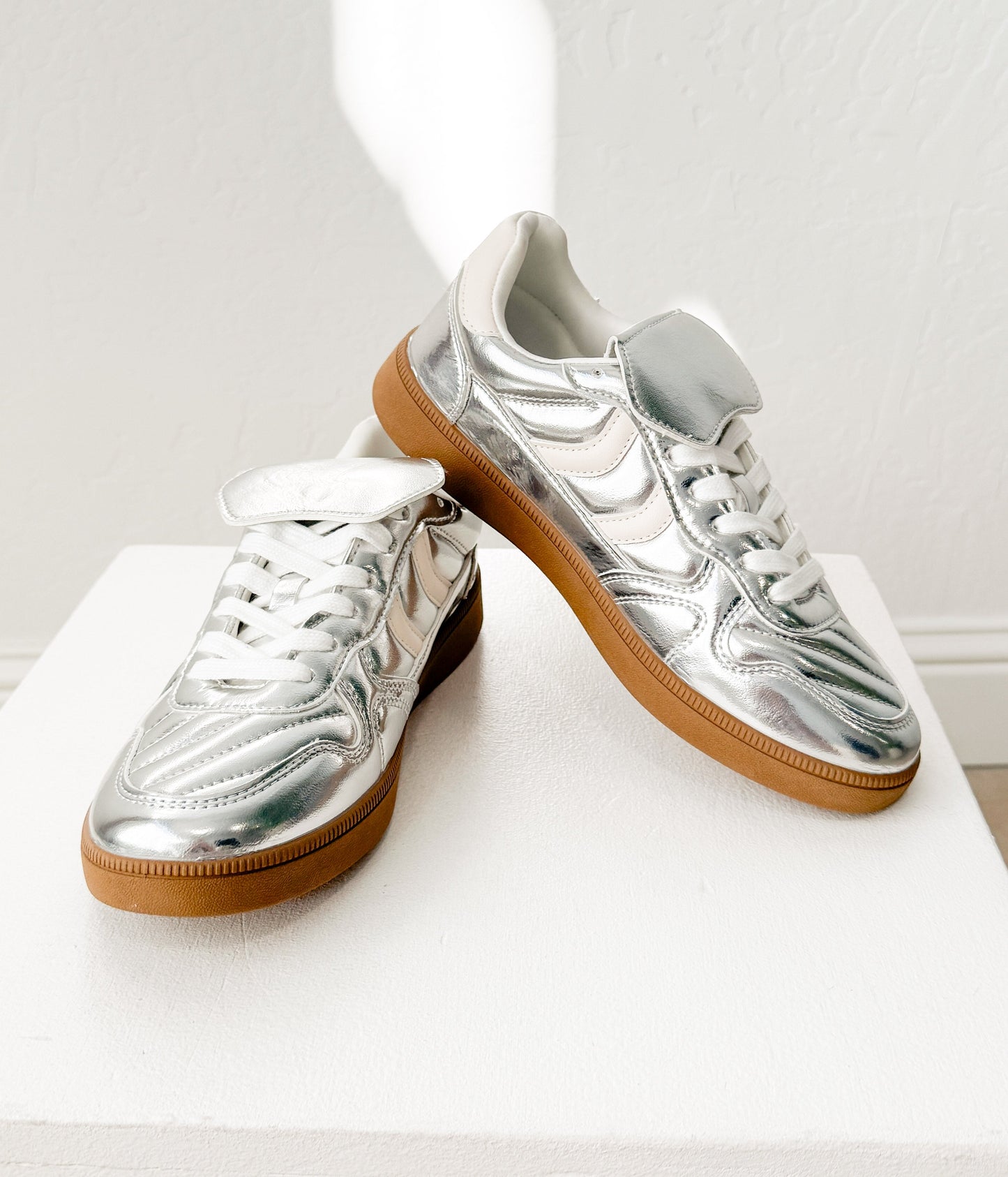 Milan Metallic Sneaker in Silver