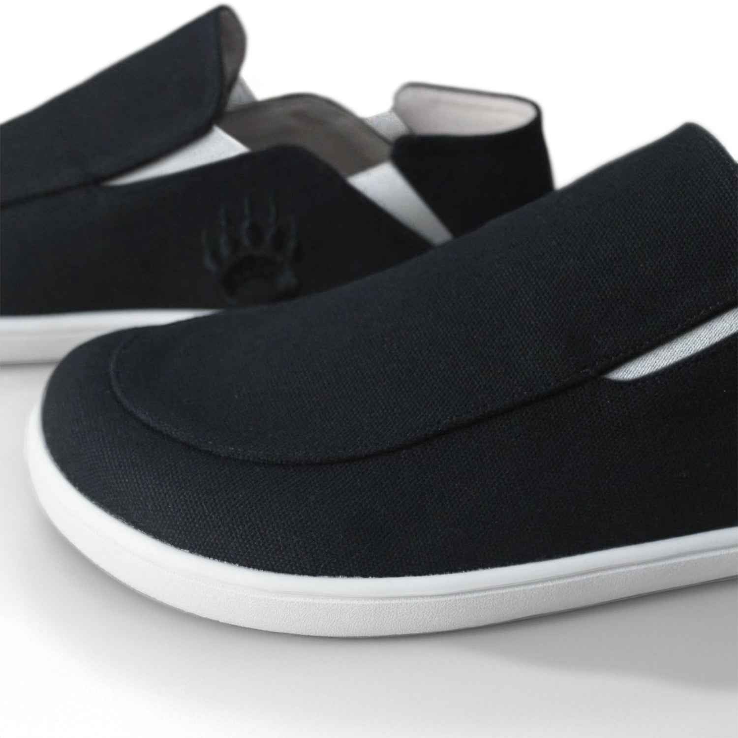 Oso CG2 - Black/White