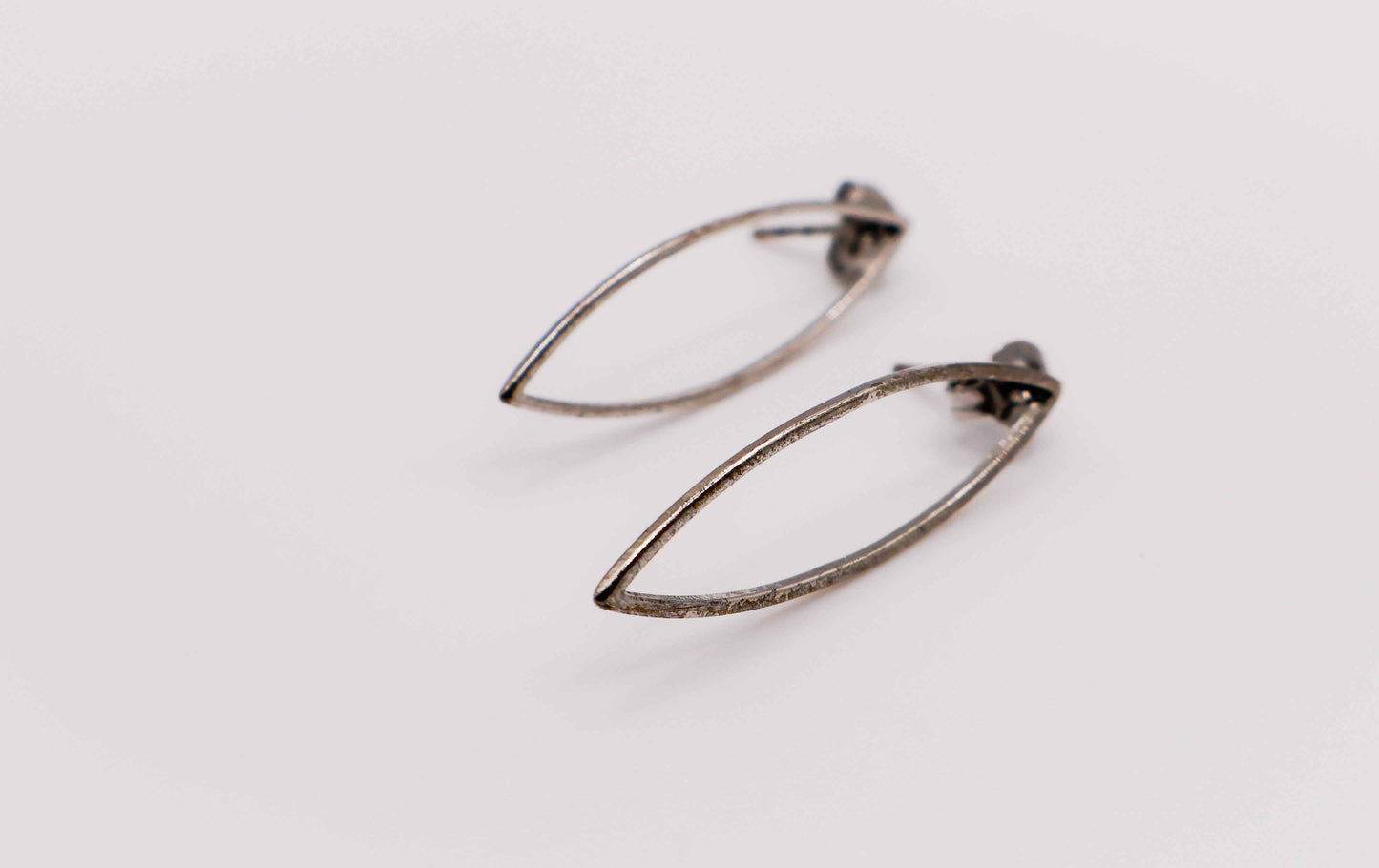 Silver Eye-Shaped Earrings – Elegant Sterling Silver Jewelry for Women