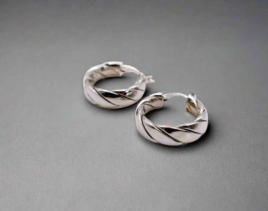 Italian Twirl Sterling Silver Hoop Earrings – Elegant Twisted Design