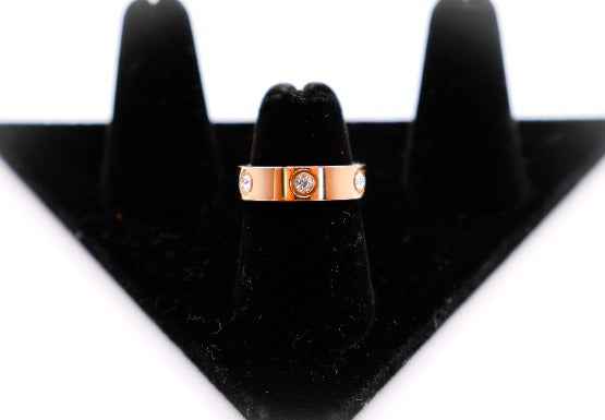 Radiant Rose Gold Gem Ring – Elegant Gemstone Statement Ring for Women