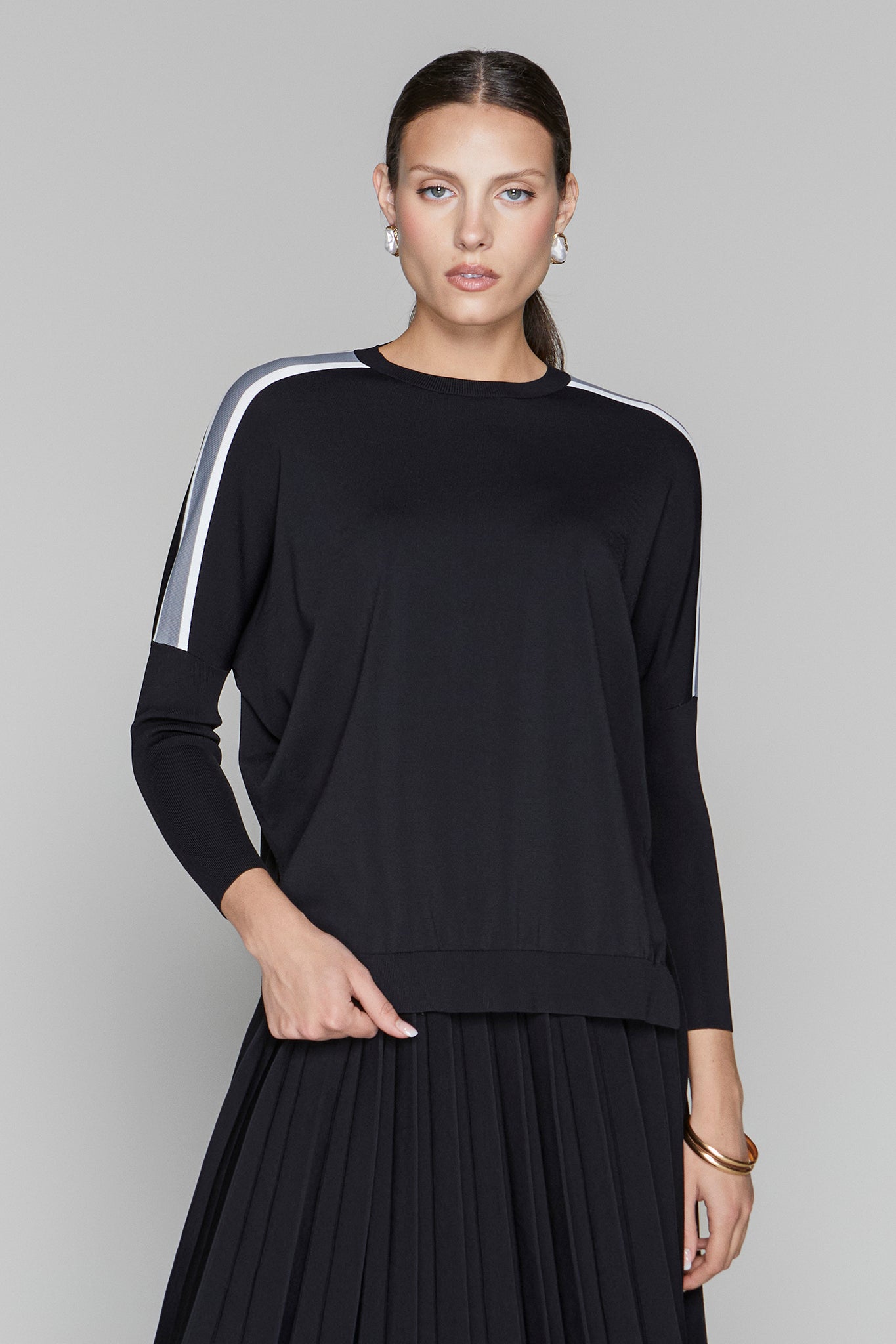 Montia Top in Black Gray Stripe