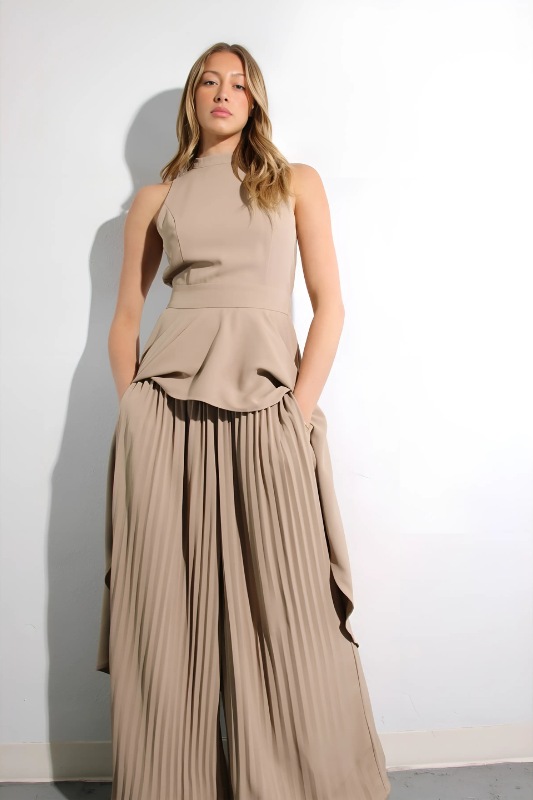 Escape to Milan Taupe Pleated Pants Set - Lolomo!