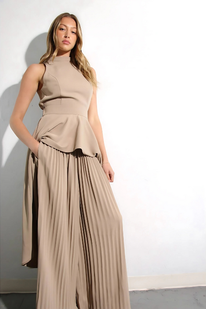 Escape to Milan Taupe Pleated Pants Set - Lolomo!
