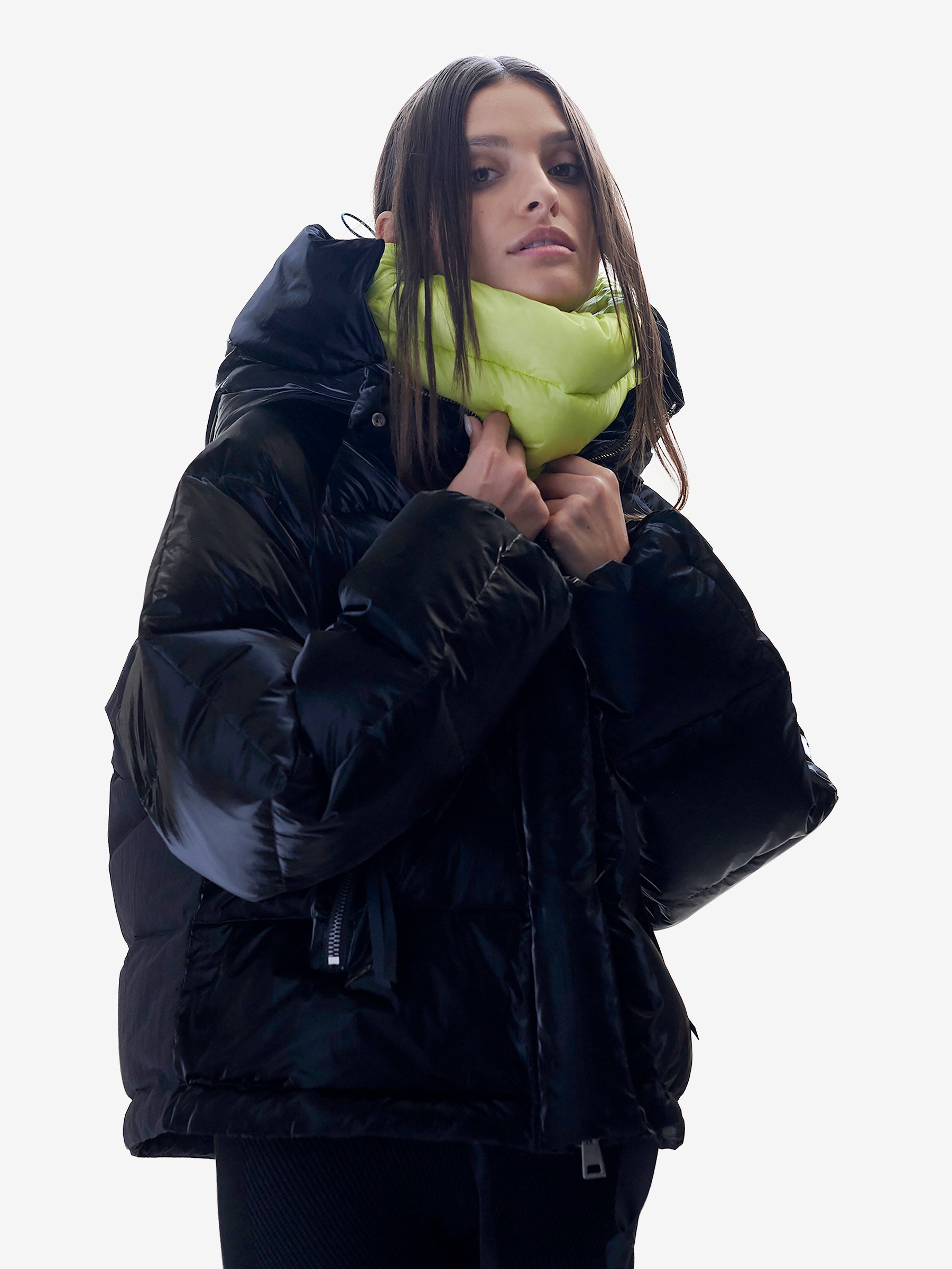 SHORT DOWN PUFFER - Black