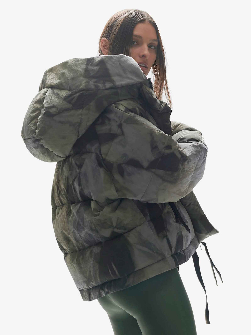 SHORT DOWN PUFFER - Rekall Tie
