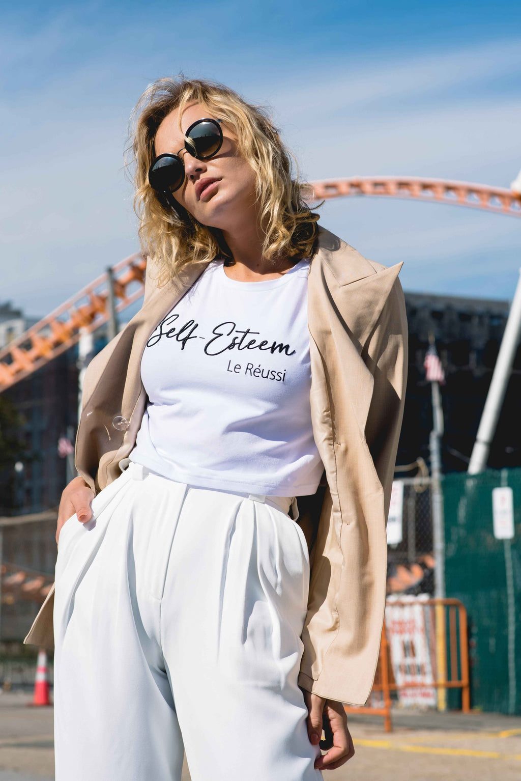 Blazer cruzado de lana Louise: estilo clásico para mujer