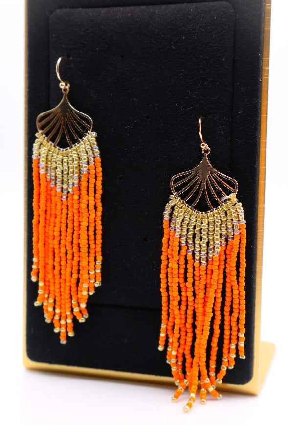 Golden Leaves Earrings – Luxury Gold Leaf Statement Earrings