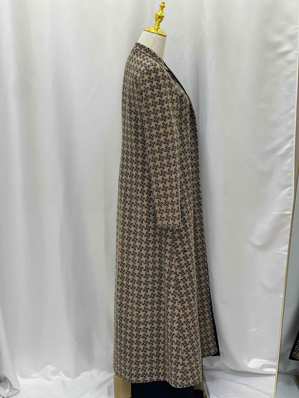 Embroidered Long Jacket for Women - Stylish and Versatile Outerwear