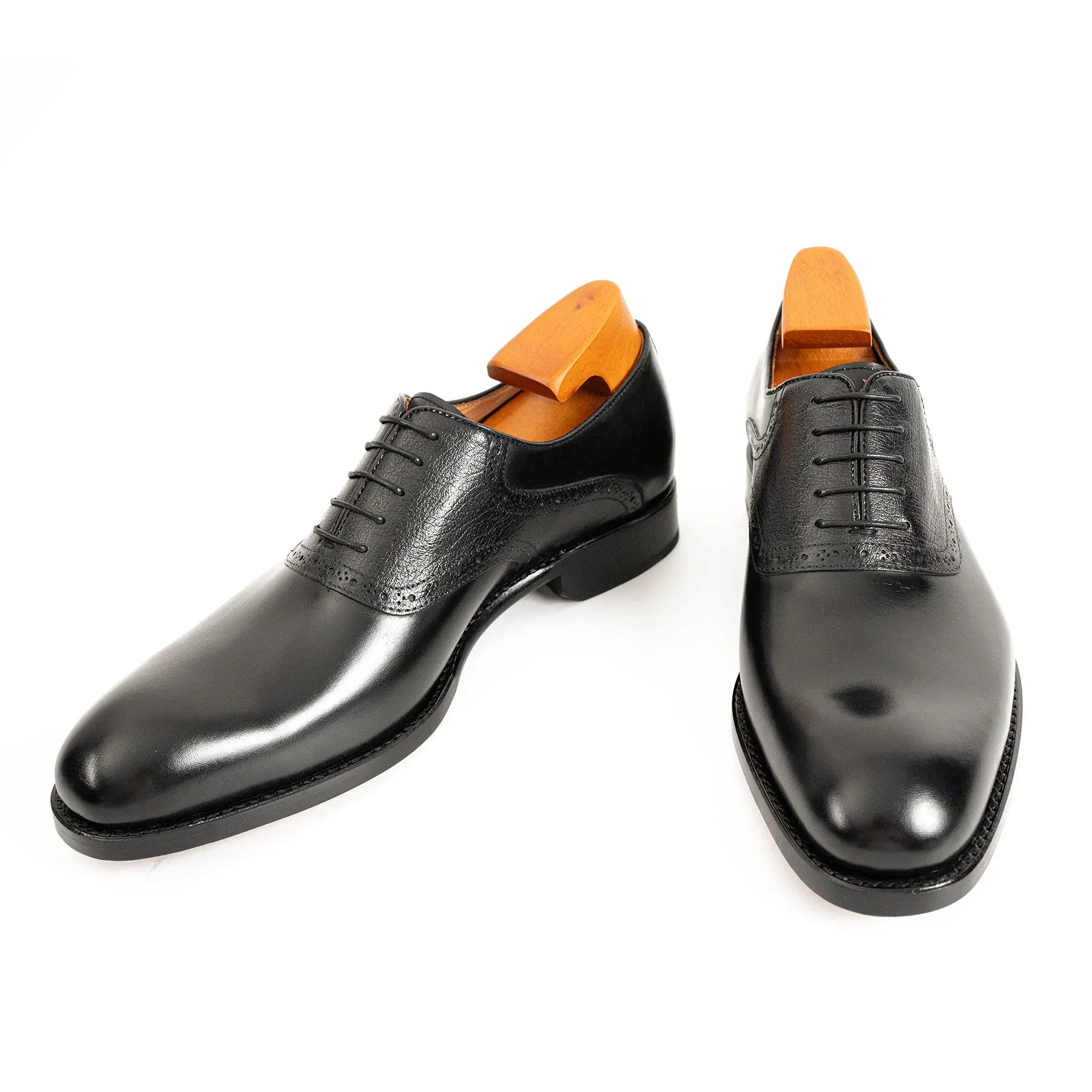Goodyear Welted Oxford Shoes in Black Leather