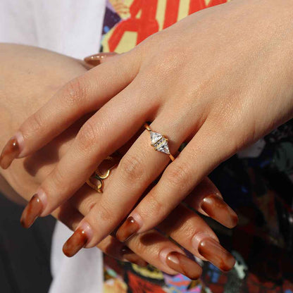 MARQUETTE BONHEUR RING