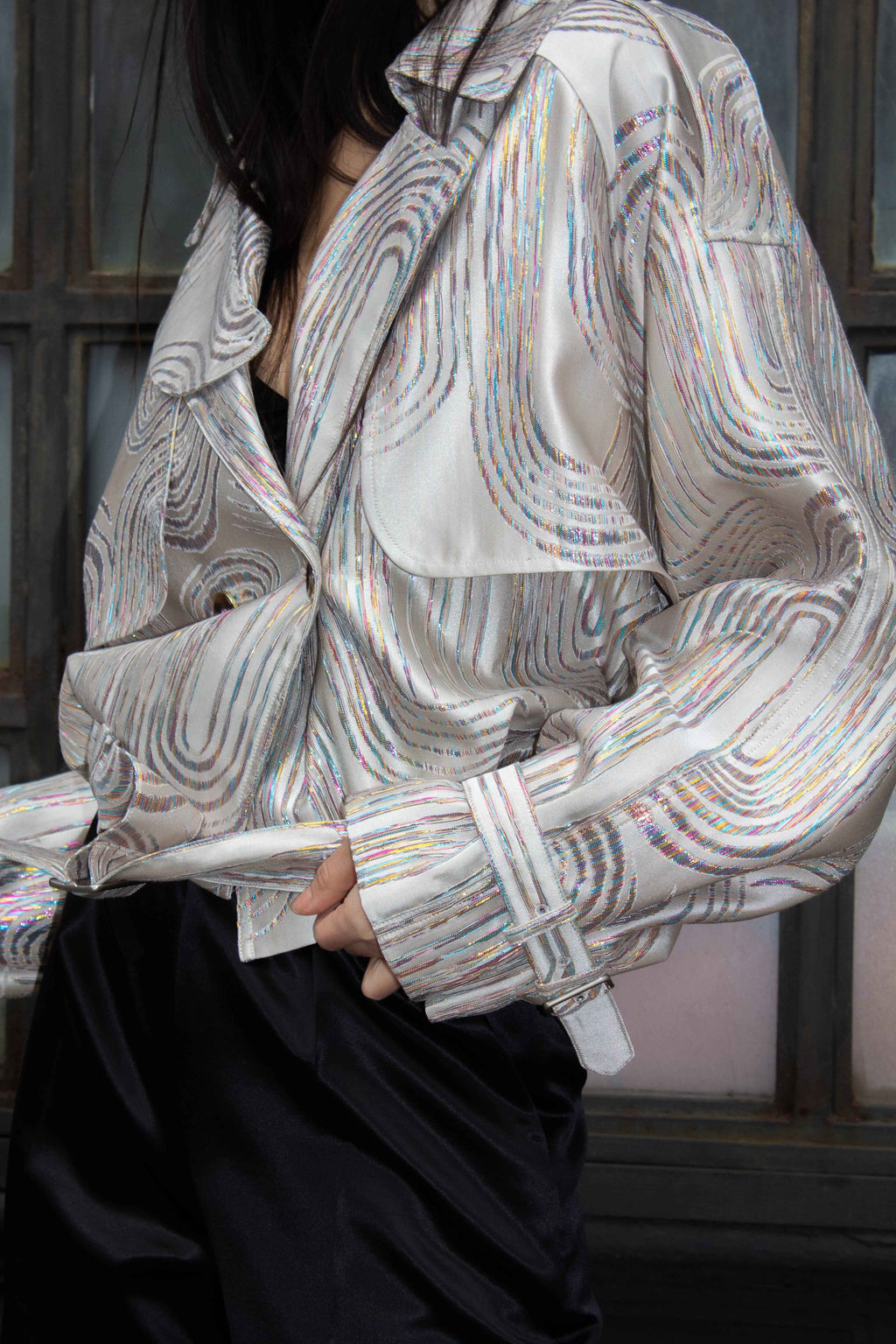 Chaqueta bomber Jacqueline beige: elegante abrigo bomber para mujer