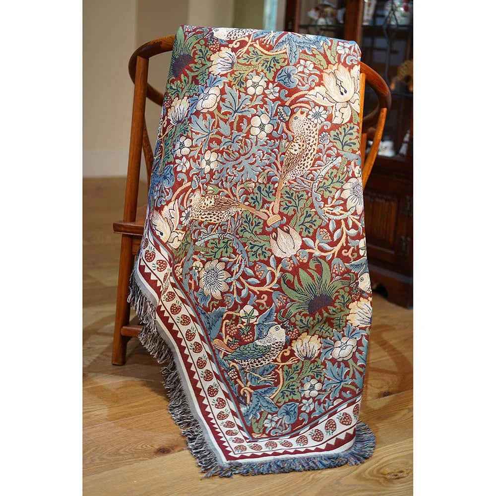 William Morris Strawberry Thief Red - Throw - Lolomo!