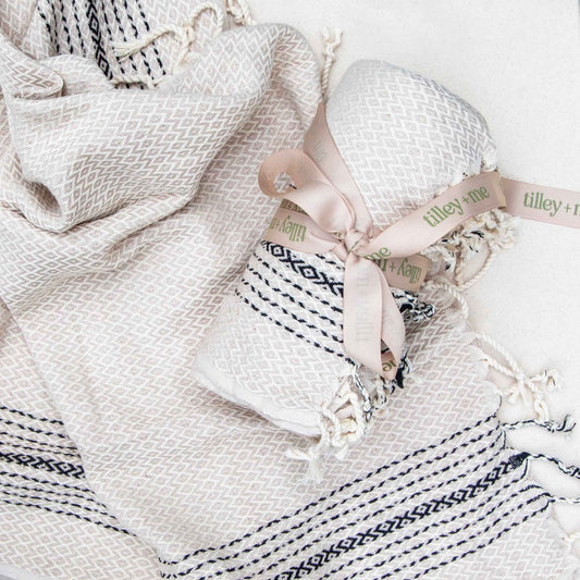 Turkish Towel – Lightweight, Quick-Drying & Handwoven Cotton