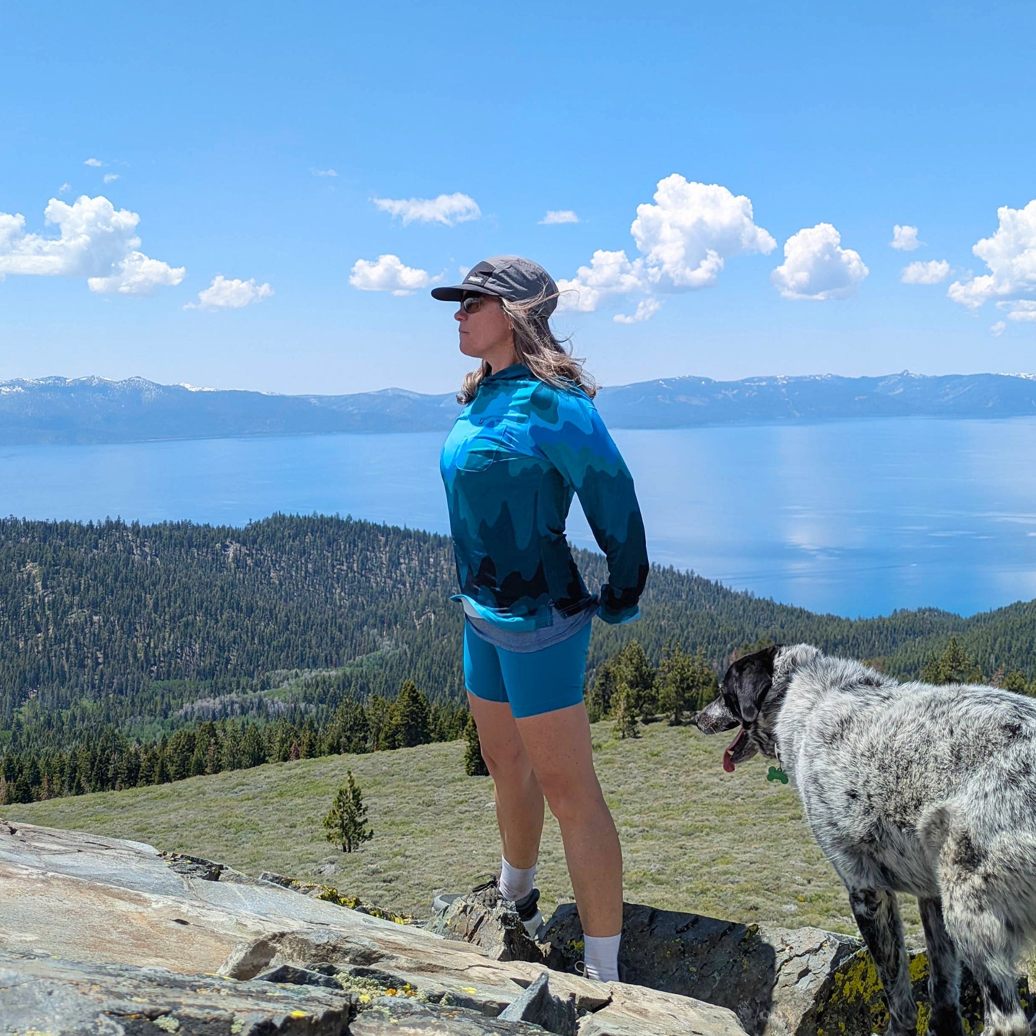 Women's Carson Sun Hoodie - Mountain Waves - Lolomo!
