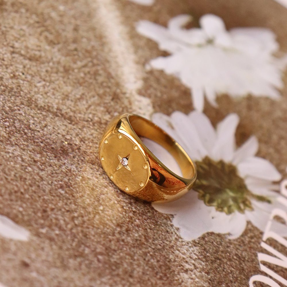 AGACE GOLD RING - Lolomo!