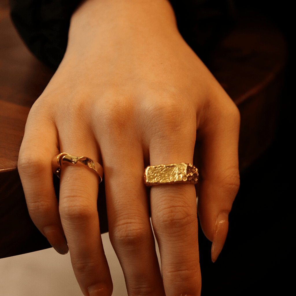 CHANTEL CHARM RING - Lolomo!