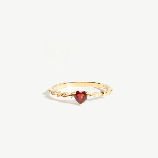 Guerilla Choice Royal Heart 18K Gold Love Ring - Lolomo!