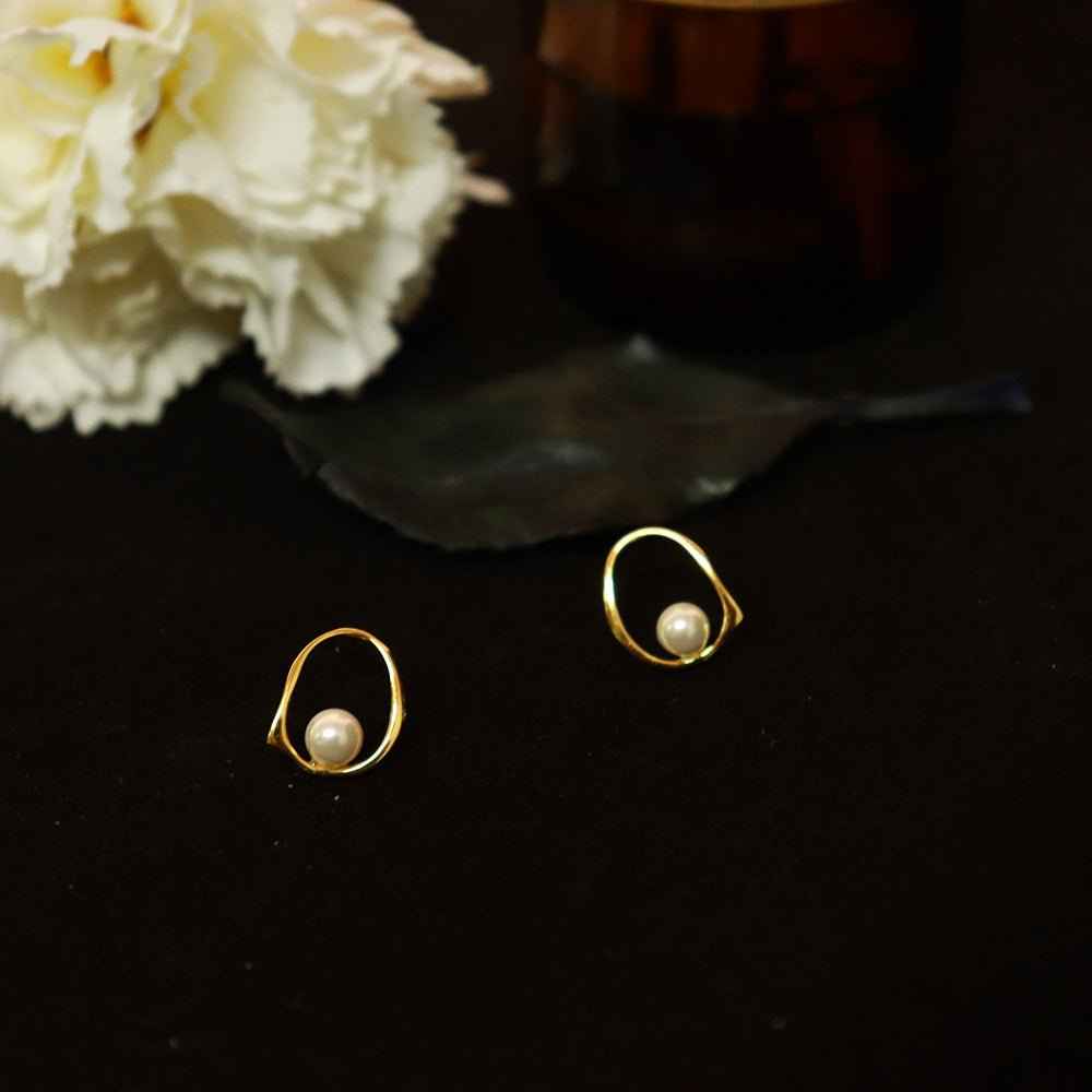 JULIETTE PEARL EARRINGS