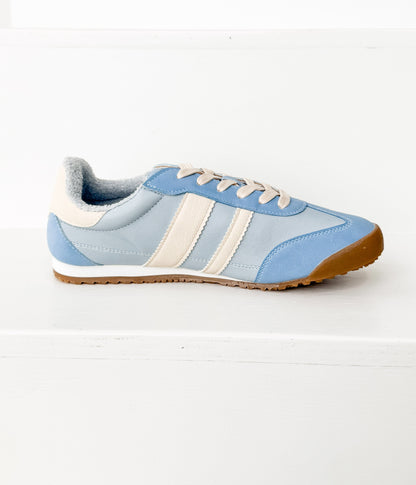 Madrid Sneaker in Light Blue