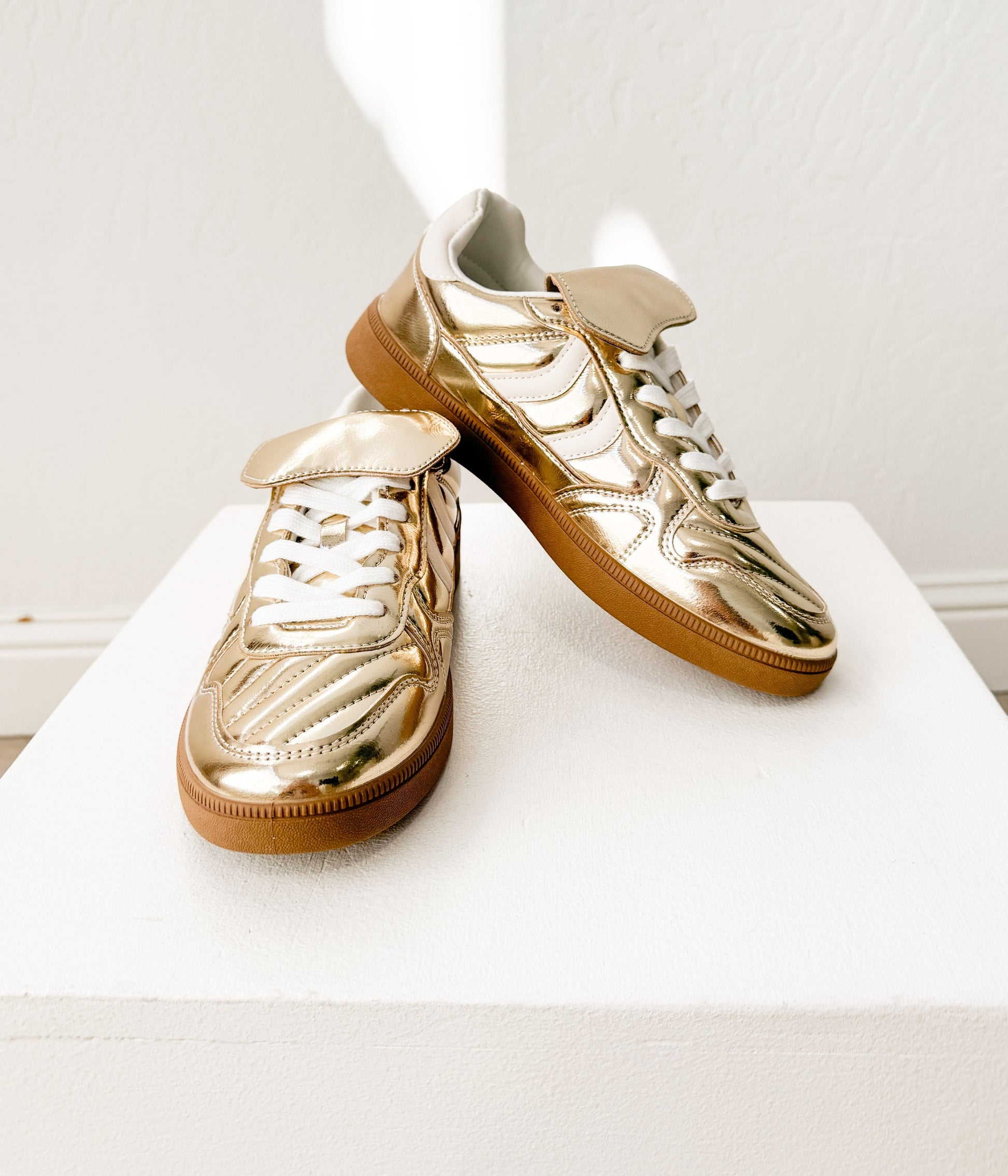 Milan Metallic Sneaker in Gold