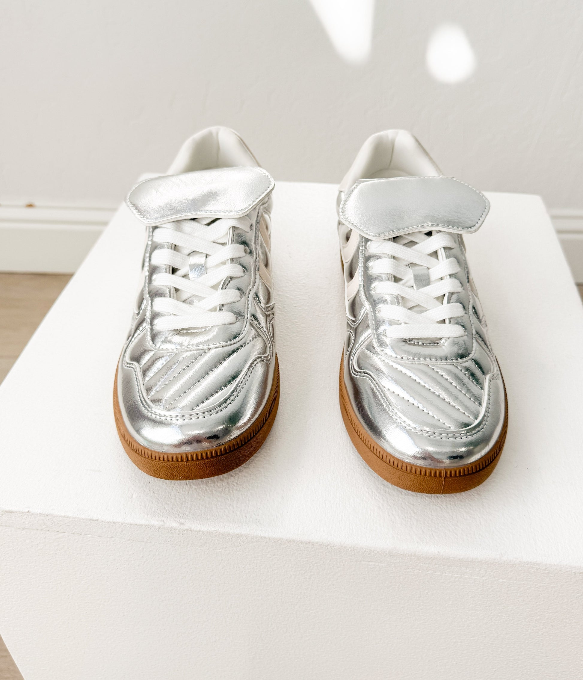 Milan Metallic Sneaker in Silver