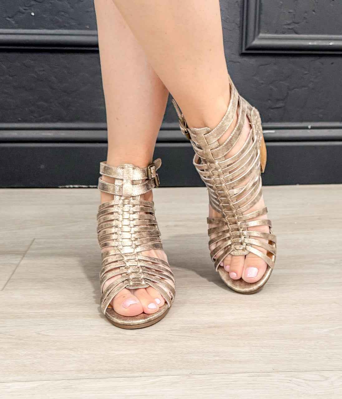 Ofanto Heeled Sandal in Gold