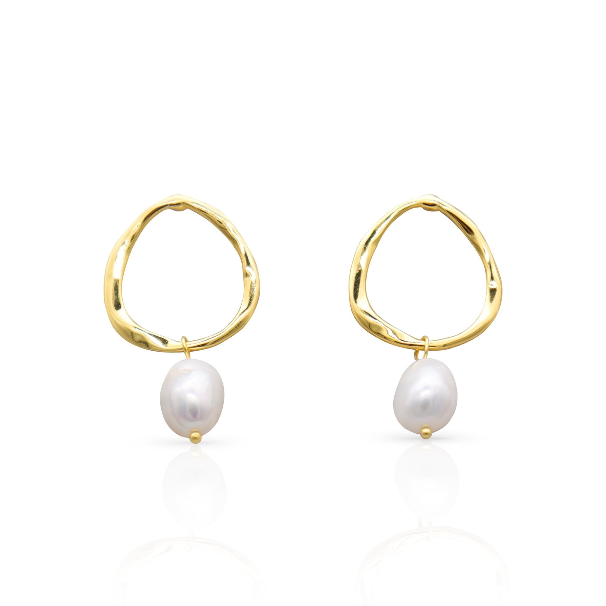SEASHELL GOLD PEARL EARRINGS - Lolomo!
