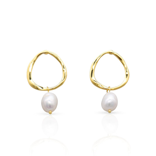 SEASHELL GOLD PEARL EARRINGS - Lolomo!