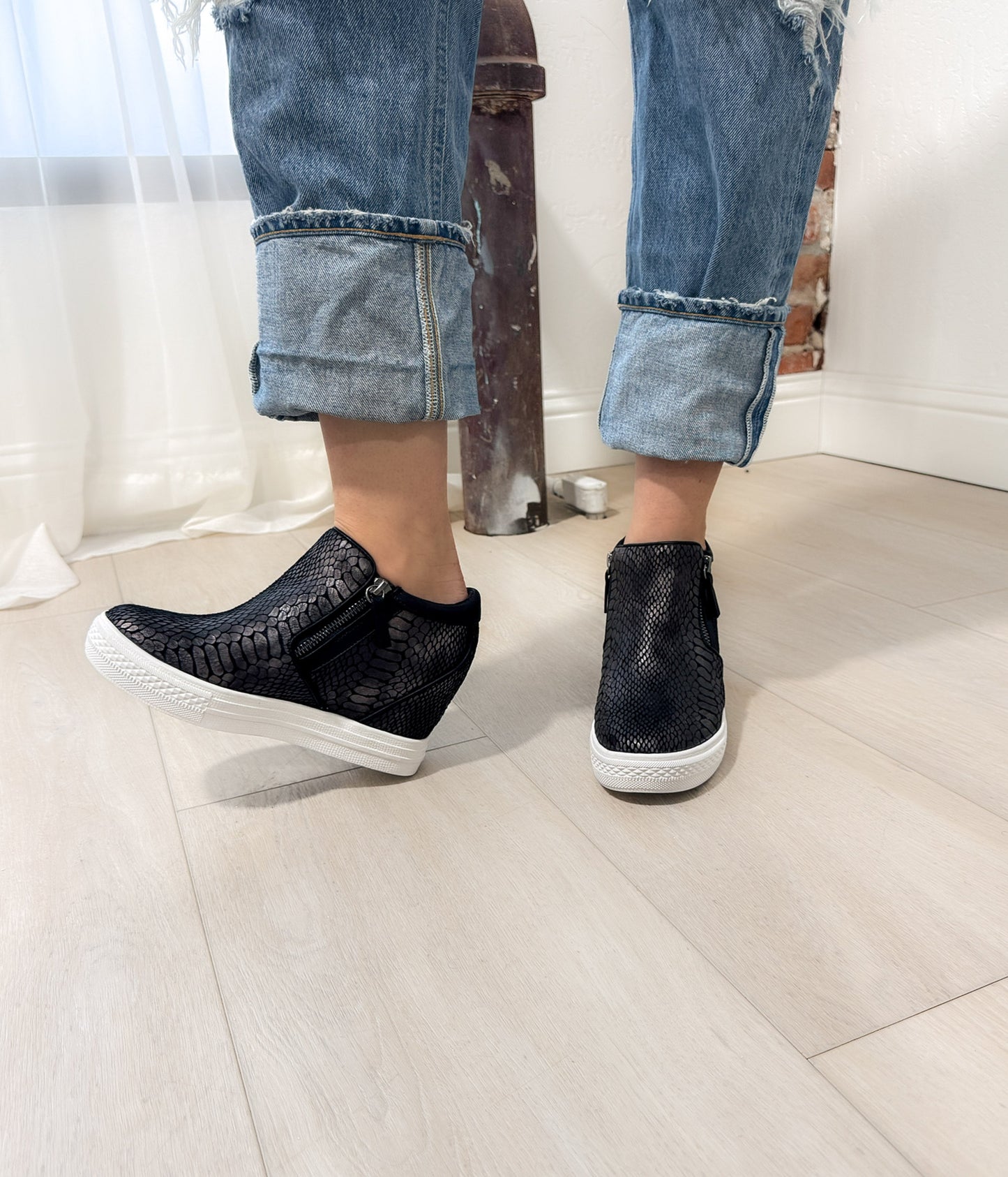 Timmibelle Wedge Sneaker in Black