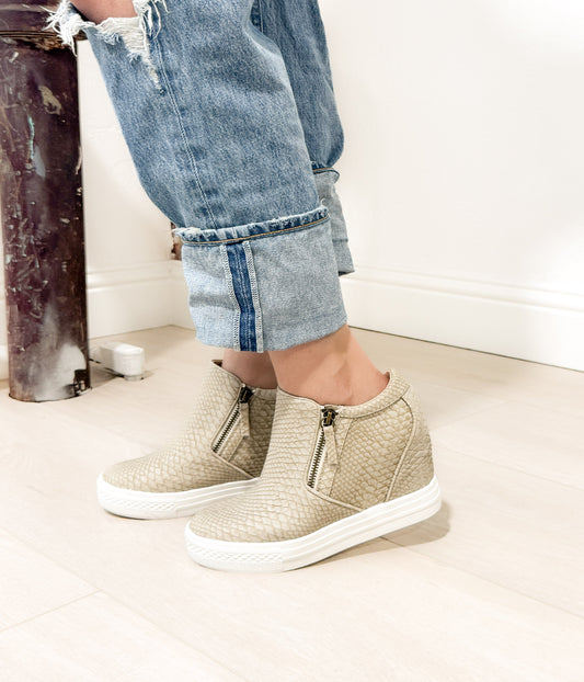 Timmibelle Wedge Sneaker in Cream